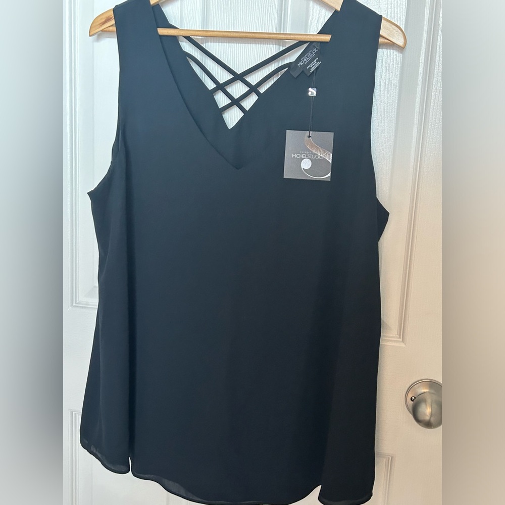 Women’s sleeveless rayon top